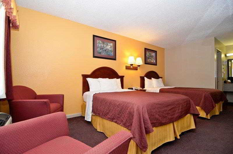Best Western Delhi Inn Zimmer foto